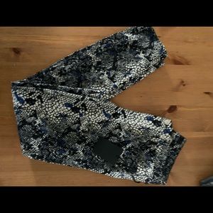 Genetic brand stretch jeggings snakeskin pants S28